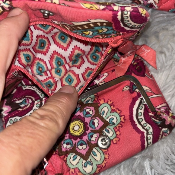 Vera Bradley Call Me Coral Crossbody with matching wallet! - Picture 16 of 17